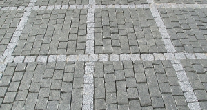 Дорожная и тротуарная брусчатка Дорожная и тротуарная брусчатка